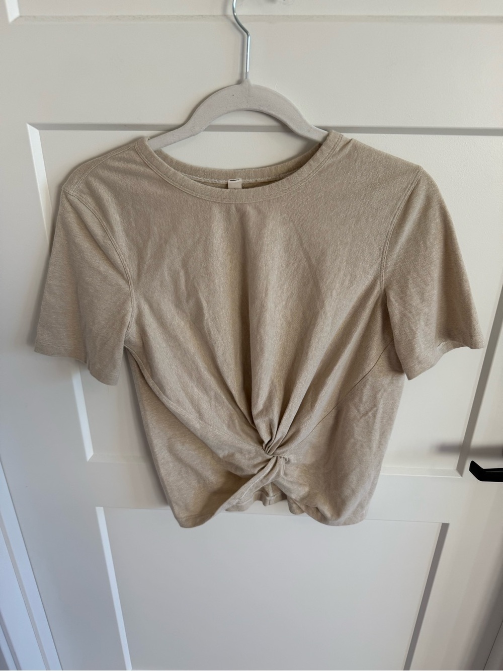 Lululemon Twist Front Short Sleeve T-Shirt Women’s Size 2 Beige Heather Athletic